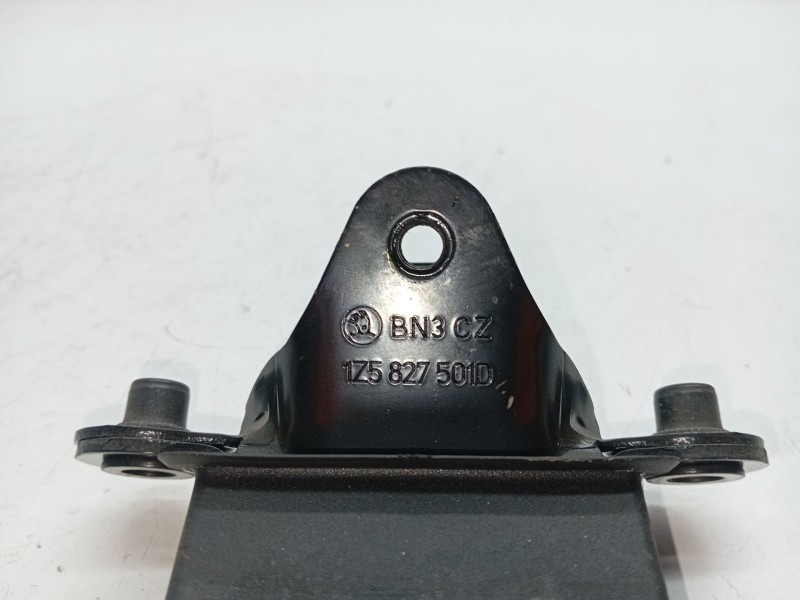 Recambio de maneta exterior porton para skoda octavia ii combi (1z5) 2.0 tdi 4x4 referencia OEM IAM 1Z5827501D  