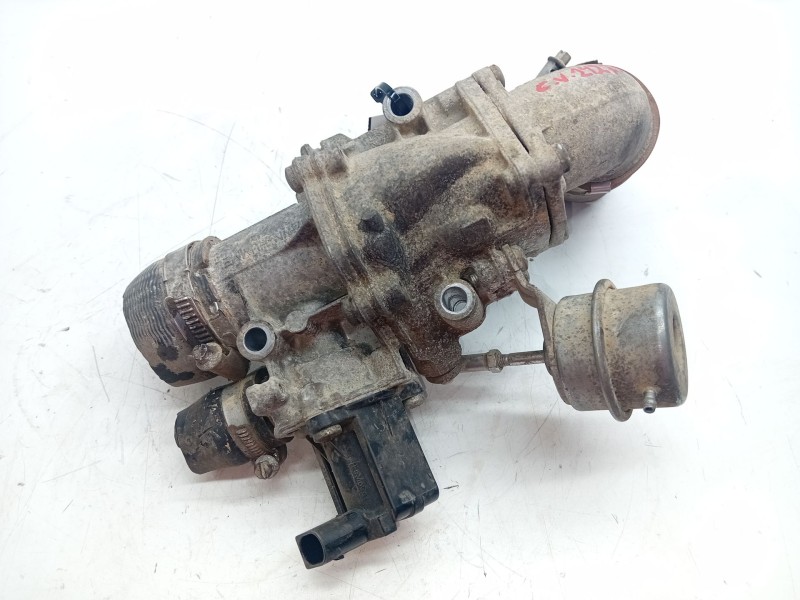 Recambio de valvula egr para land rover discovery 5 referencia OEM IAM 1043812S02  