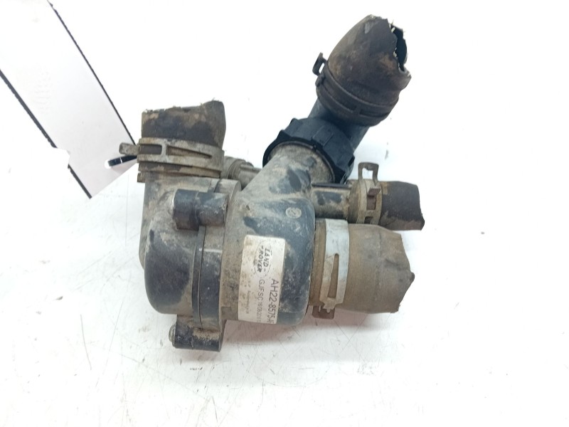 Recambio de caja termostato para land rover discovery 5 referencia OEM IAM AH228575AF  