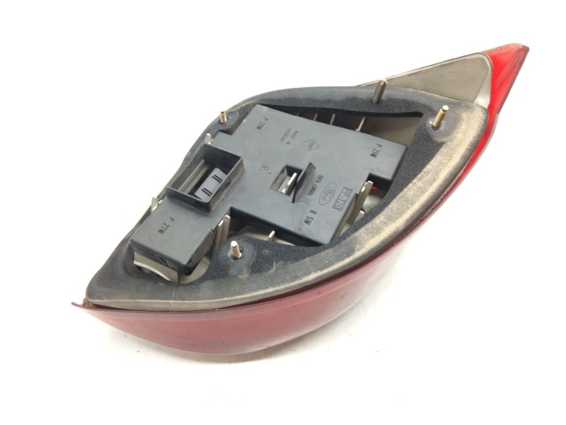 Recambio de piloto trasero derecho para ford fiesta iv (ja_, jb_) 1.8 d referencia OEM IAM 96FG13N004  