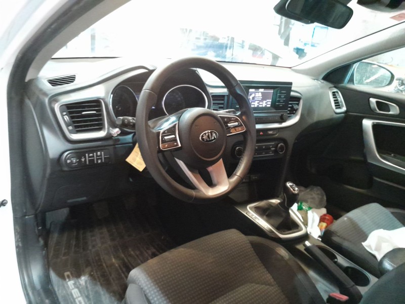 kia ceed (cd) del año 2021