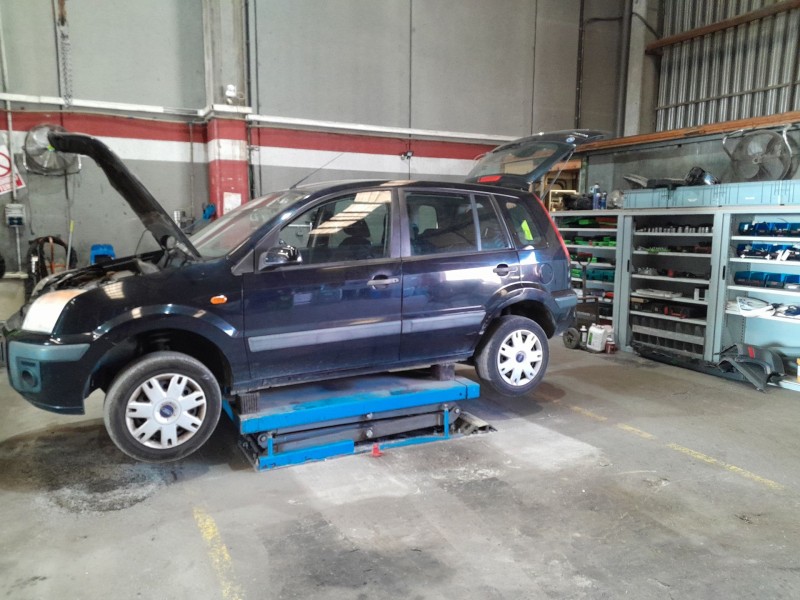 ford fusion (ju_) del año 2006