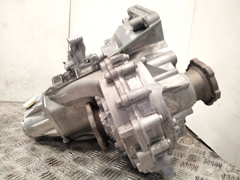 Recambio de caja cambios para volkswagen t-roc (a11, d11) 1.0 tsi referencia OEM IAM 0AJ301103  