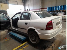 opel astra g sedán (t98) del año 2001