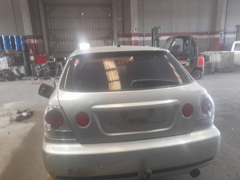 lexus is200 (ds2/is2) del año 2003