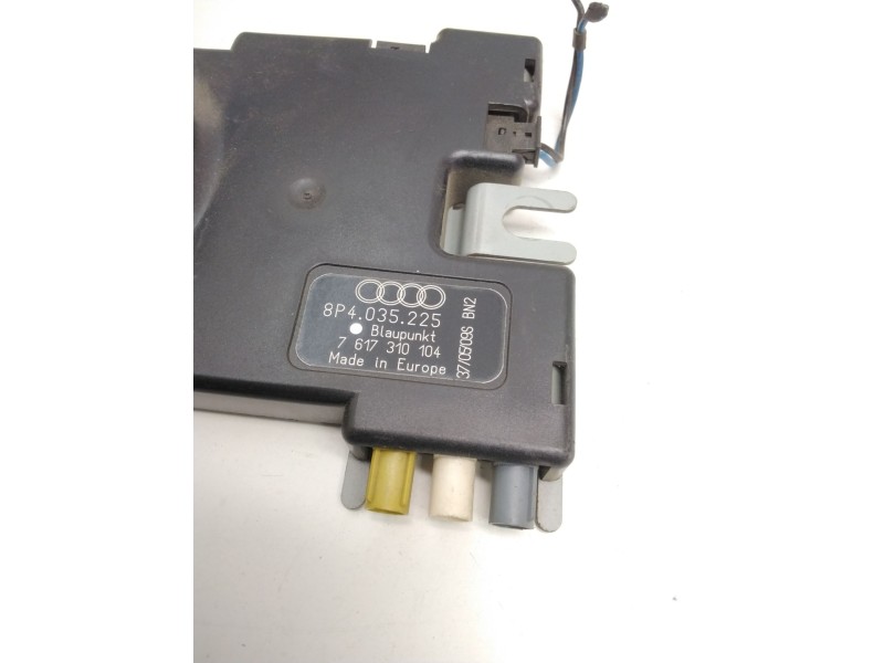 Recambio de amplificador antena para audi a3 (8p1) 2.0 tdi referencia OEM IAM 8P4035225  