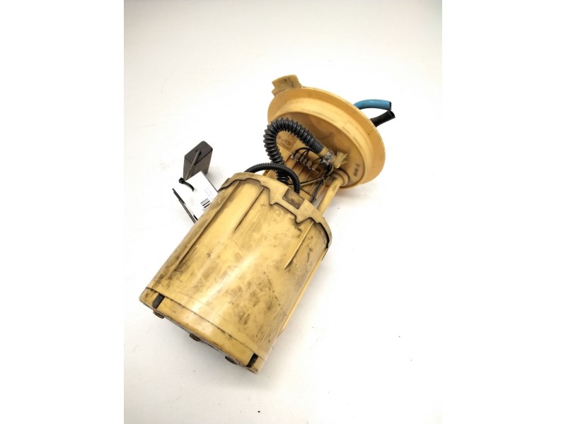 Recambio de bomba combustible para audi a3 (8p1) 2.0 tdi referencia OEM IAM 81189887  