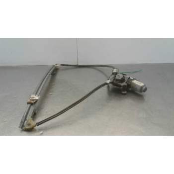Recambio de elevalunas delantero izquierdo para renault clio ii fase ii (b/cb0) authentique referencia OEM IAM 7700842247  