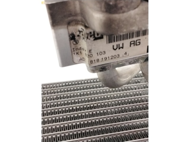 Recambio de radiador calefaccion / aire acondicionado para volkswagen golf v variant (1k5) referencia OEM IAM 1K1820103  
