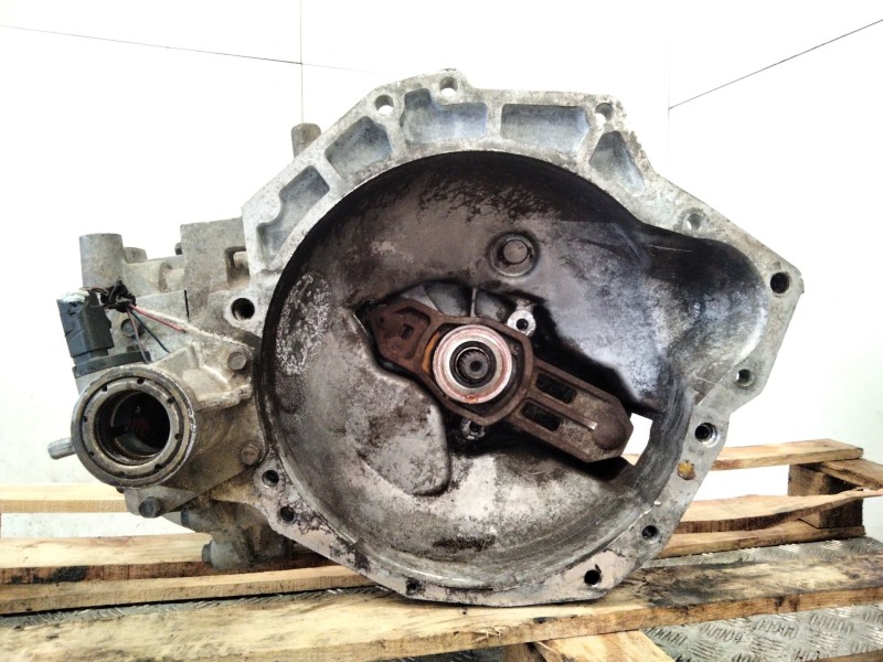 Recambio de caja cambios para chrysler voyager iv (rg, rs) 2.5 crd referencia OEM IAM P04641929AD  