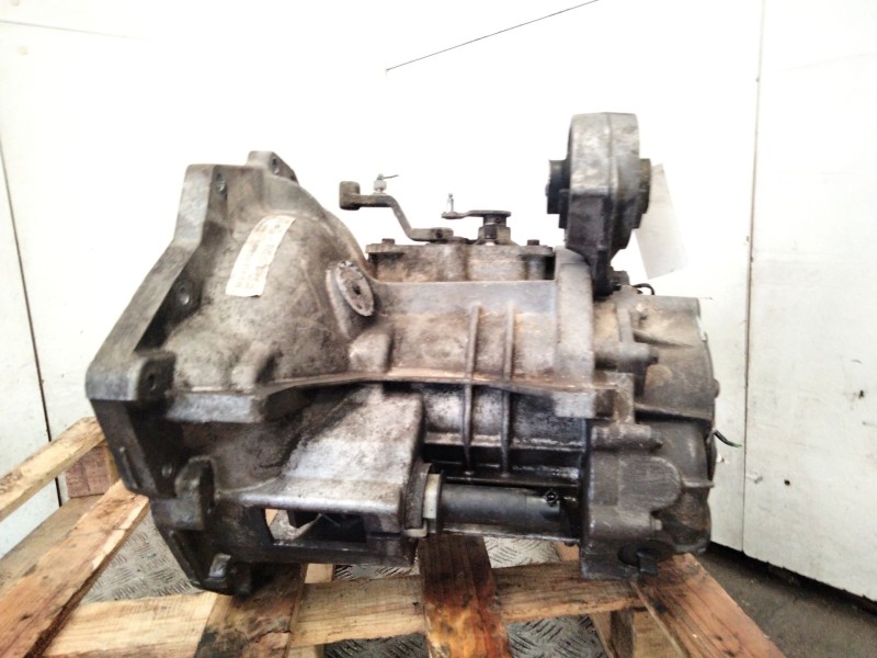 Recambio de caja cambios para chrysler voyager iv (rg, rs) 2.5 crd referencia OEM IAM P04641929AD  