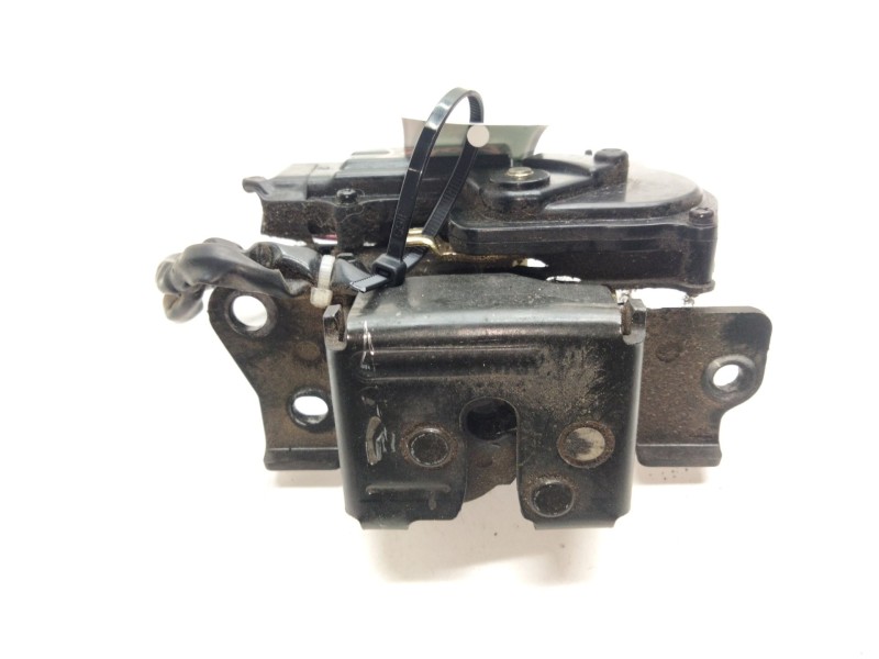 Recambio de cerradura maletero / porton para lexus is200 (ds2/is2) referencia OEM IAM   