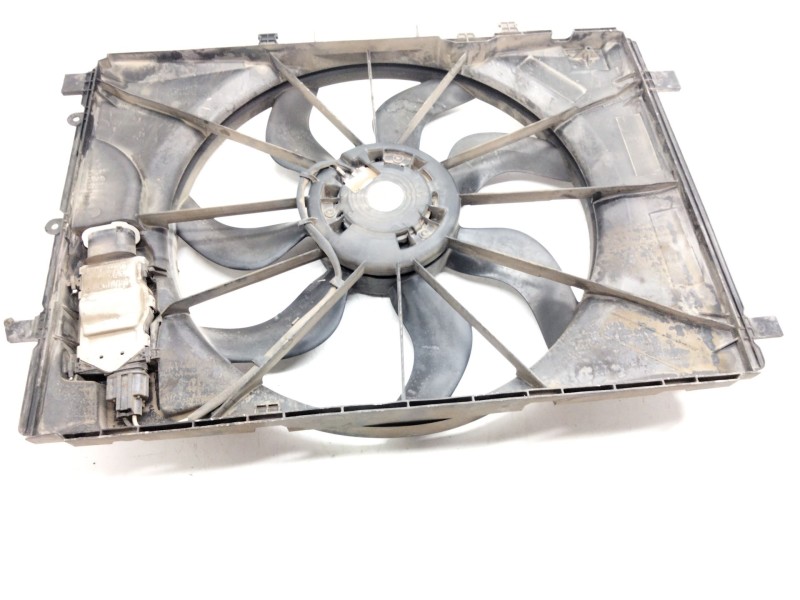 Recambio de electroventilador para mercedes-benz clase a (w176) a 200 cdi / d (176.008) referencia OEM IAM 3135103798  