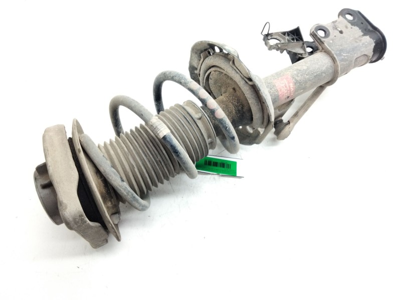 Recambio de amortiguador delantero derecho para mercedes-benz clase a (w176) a 200 cdi / d (176.008) referencia OEM IAM 3348062 