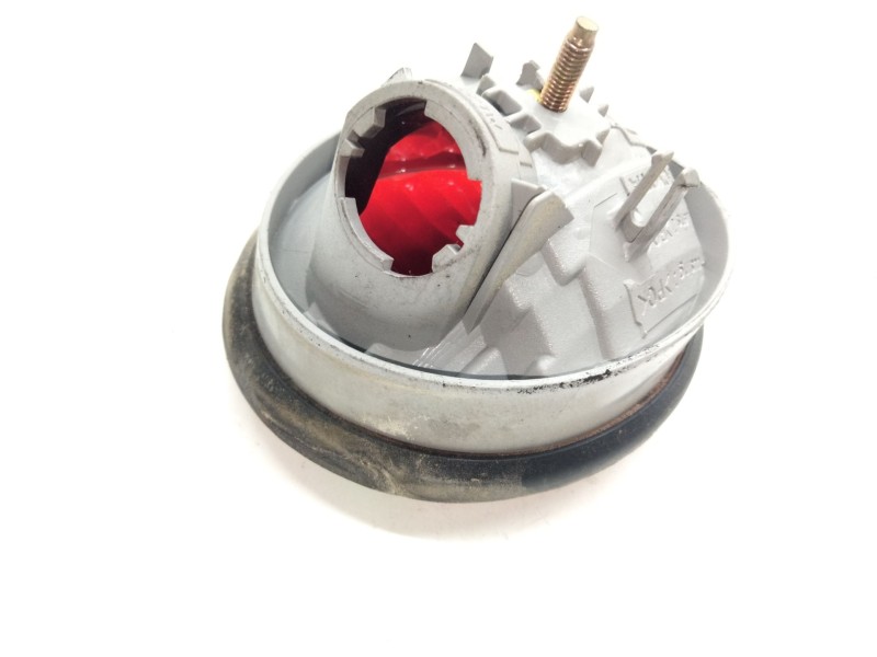 Recambio de piloto antiniebla trasero derecho para lexus is200 (ds2/is2) referencia OEM IAM   