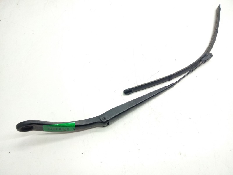 Recambio de brazo limpia delantero izquierdo para mercedes-benz clase a (w176) a 200 cdi / d (176.008) referencia OEM IAM A17682