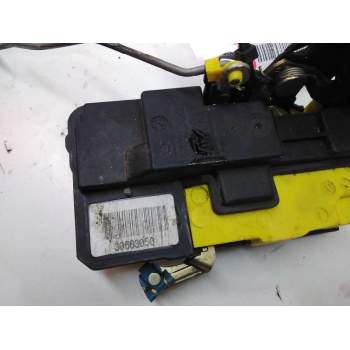Recambio de cerradura puerta trasera derecha para volvo xc70 d5 awd kinetic referencia OEM IAM 3066050  