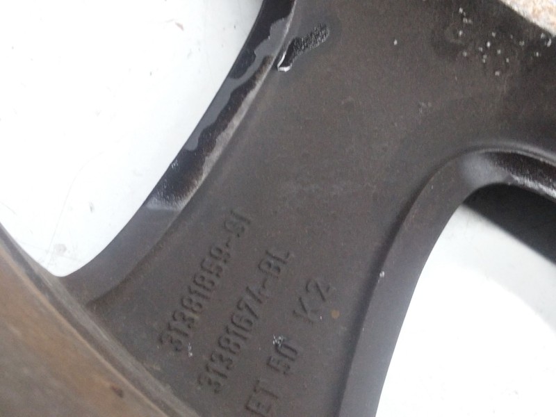 Recambio de llanta aluminio para volvo v40 cross country referencia OEM IAM 31381859  