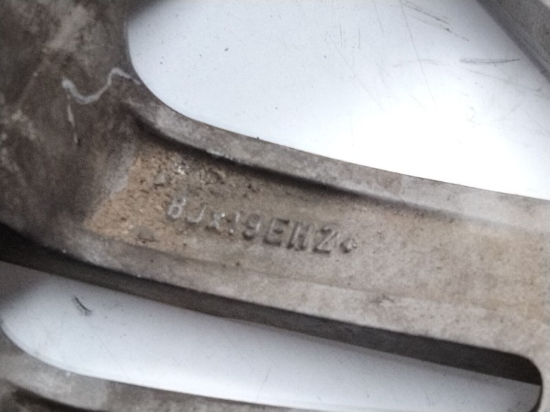 Recambio de llanta aluminio para land rover discovery 5 referencia OEM IAM GH221007AAW  