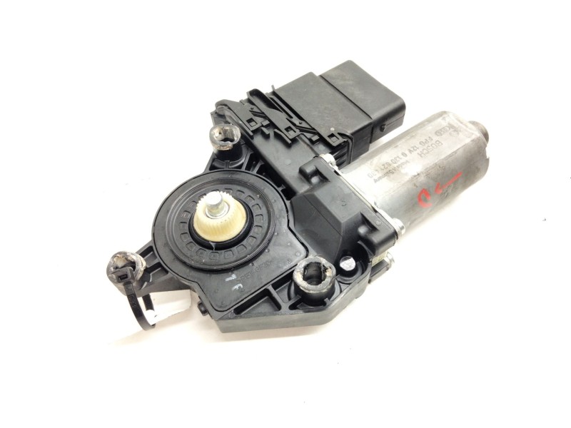 Recambio de motor elevalunas trasero derecho para volkswagen golf plus (521) advance referencia OEM IAM 5M0849402F  