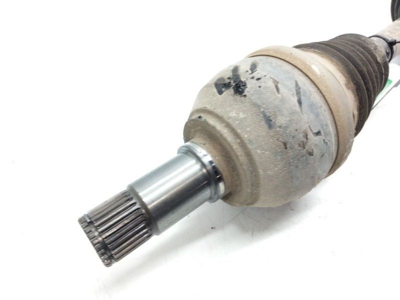 Recambio de transmision delantera izquierda para mercedes-benz clase a (w176) a 200 cdi / d (176.008) referencia OEM IAM A246330