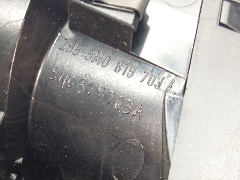 Recambio de aireador izquierdo para volkswagen golf plus (521) advance referencia OEM IAM 5M0819703A  