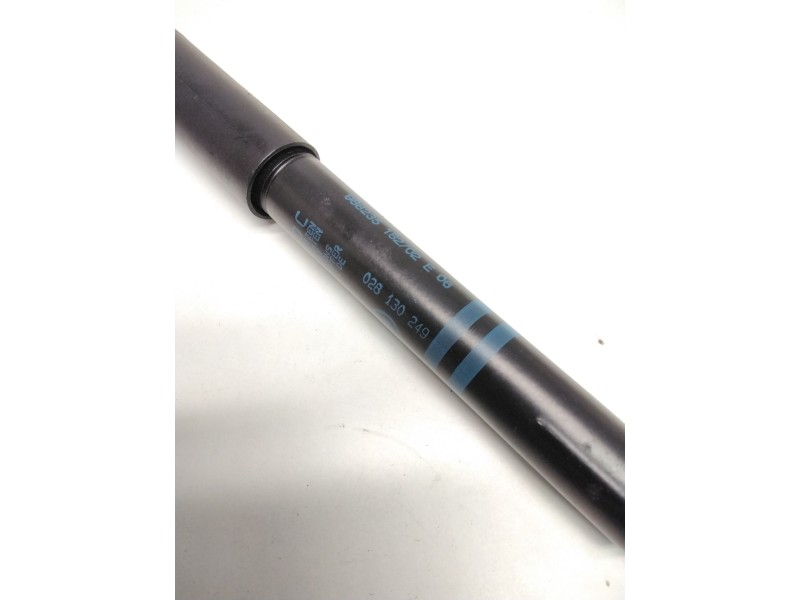 Recambio de amortiguador bomba inyecctora para seat ibiza ii (6k1) 1.9 d referencia OEM IAM 028130249  