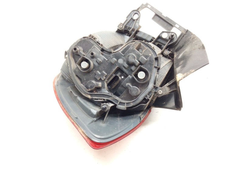 Recambio de piloto trasero izquierdo para bmw serie 1 lim. (f20/f21) referencia OEM IAM 632127009508  