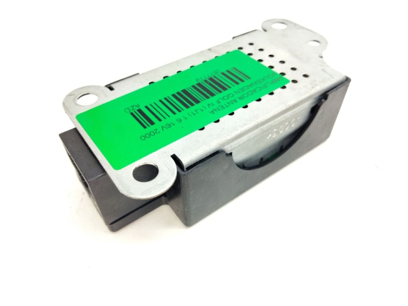 Recambio de amplificador antena para volkswagen golf iv (1j1) 1.6 16v referencia OEM IAM 5M0035750B  