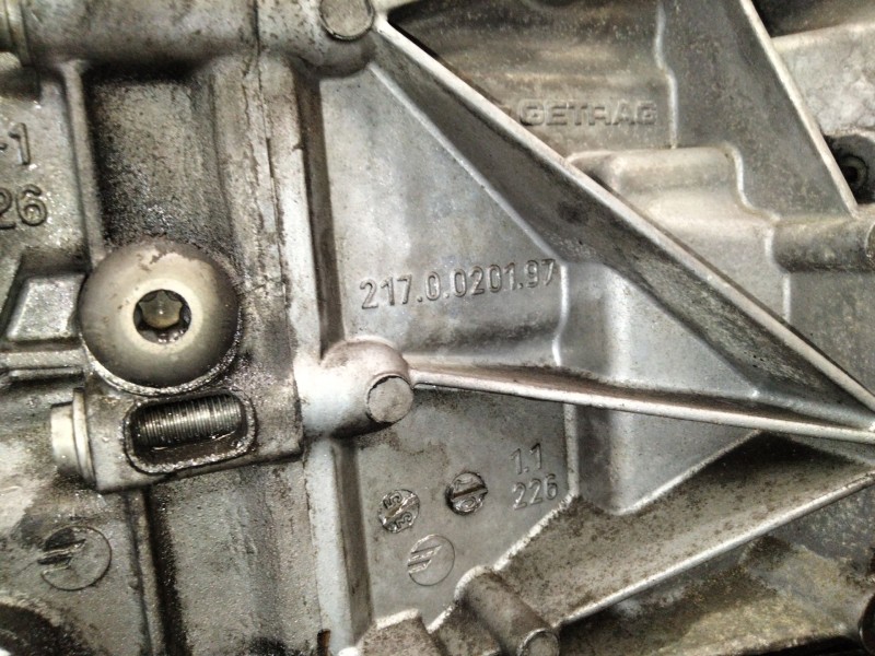 Recambio de caja cambios para bmw 1 (e81) 118 d referencia OEM IAM 2170017396  