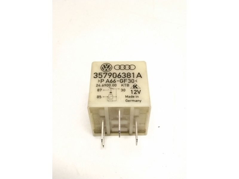 Recambio de rele para volkswagen golf iv (1j1) 1.9 tdi referencia OEM IAM 357906381A 109 RELE FUENTE ALIMENTACION