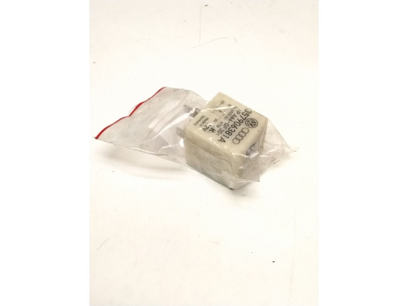 Recambio de rele para volkswagen golf iv (1j1) 1.9 tdi referencia OEM IAM 357906381A 109 RELE FUENTE ALIMENTACION