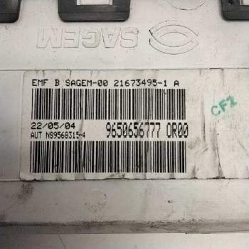 Recambio de pantalla multifuncion para citroën c3 referencia OEM IAM 9650656777  