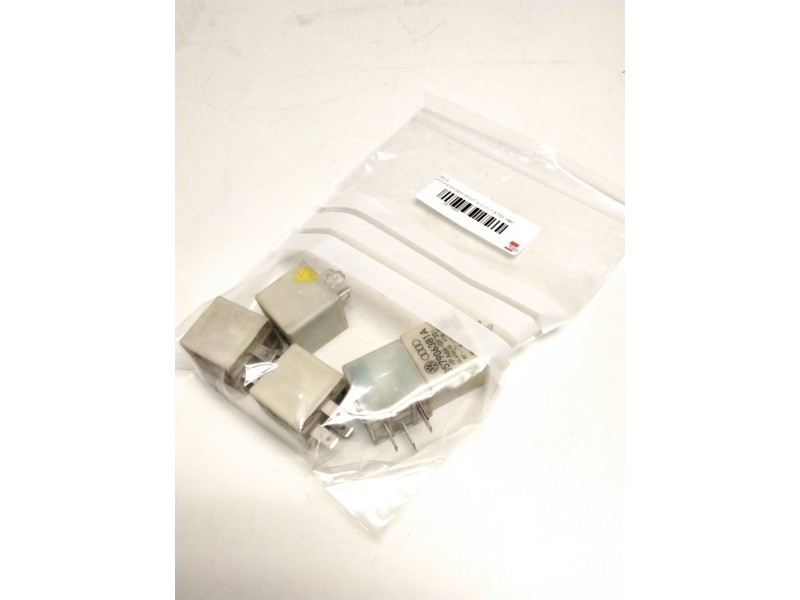 Recambio de rele para volkswagen golf iv (1j1) 1.9 tdi referencia OEM IAM 357906381A RELE FUENTE ALIMENTACION 109 //BOLSA 5 UNID