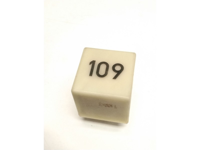 Recambio de rele para volkswagen golf iv (1j1) 1.9 tdi referencia OEM IAM 357906381A RELE FUENTE ALIMENTACION 109 //BOLSA 5 UNID