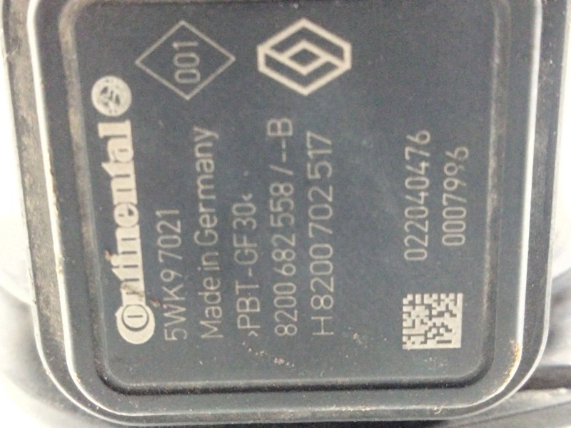 Recambio de caudalimetro para renault megane iii berlina 5 p 1.5 dci diesel fap referencia OEM IAM 8200682558B  