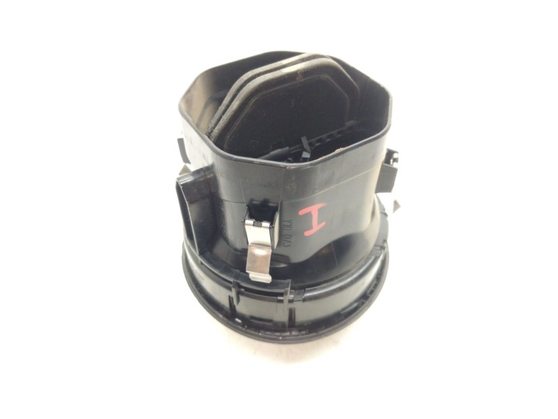 Recambio de aireador izquierdo para mercedes-benz clase a (w176) a 200 cdi / d (176.008) referencia OEM IAM A1768300754  