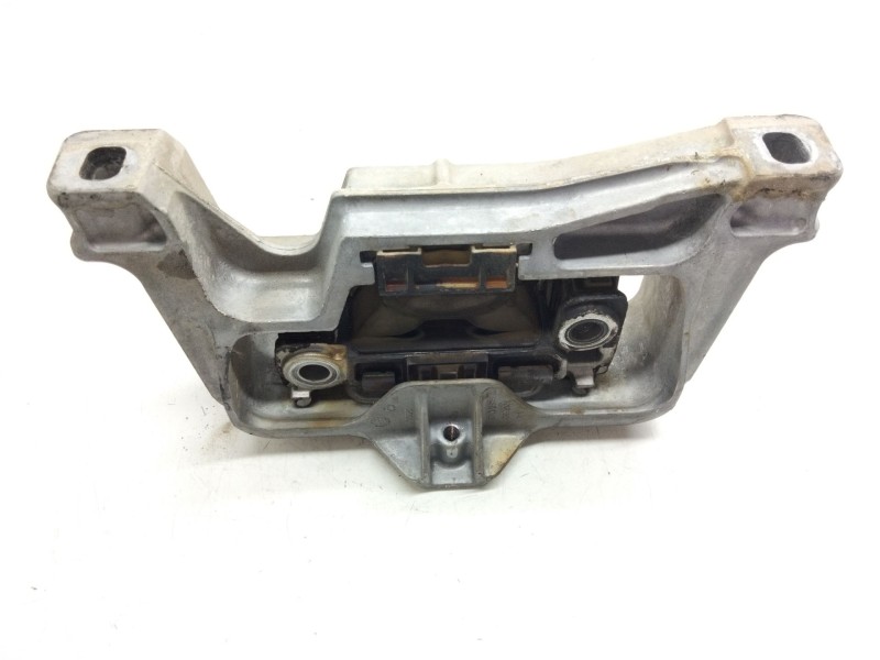 Recambio de soporte motor derecho superior para mercedes-benz clase a (w176) a 200 cdi / d (176.008) referencia OEM IAM A2462402