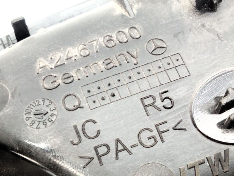 Recambio de maneta interior trasera derecha para mercedes-benz clase a (w176) a 200 cdi / d (176.008) referencia OEM IAM A246760