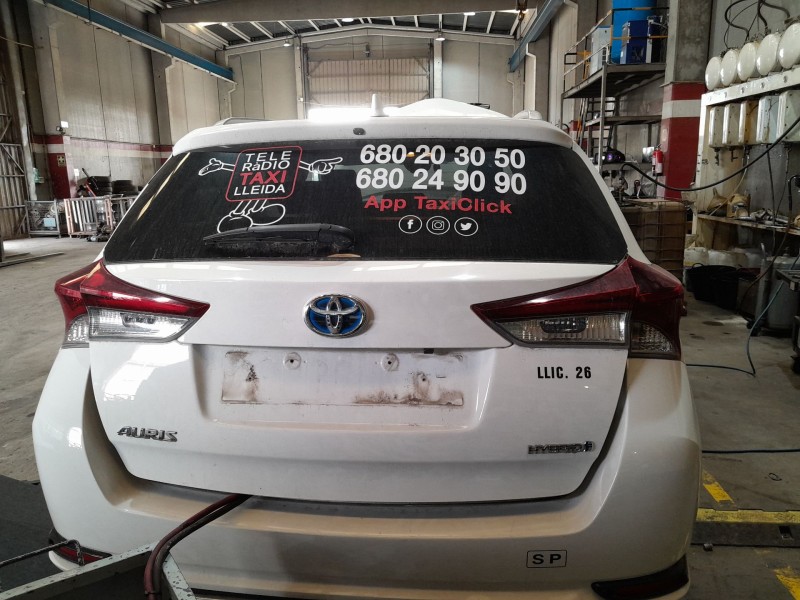 toyota auris (_e18_) del año 2019