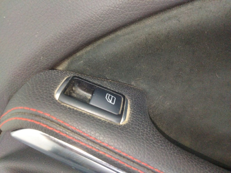 Recambio de guarnecido puerta trasera derecha para mercedes-benz clase a (w176) a 200 cdi / d (176.008) referencia OEM IAM 30035