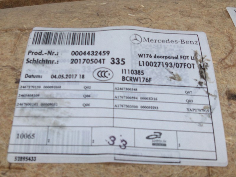 Recambio de guarnecido puerta trasera izquierda para mercedes-benz clase a (w176) a 200 cdi / d (176.008) referencia OEM IAM 300