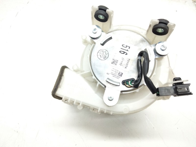 Recambio de motor refrigerador bateria para toyota auris (_e18_) 1.3 (nre180_) referencia OEM IAM G923012010  