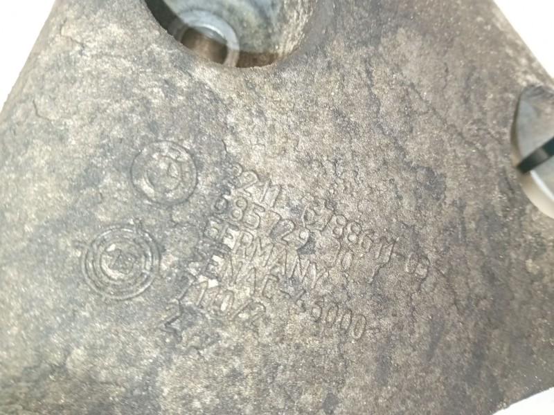 Recambio de soporte motor izquierdo superior para bmw 1 (f20) 120 d referencia OEM IAM 221167886M03  