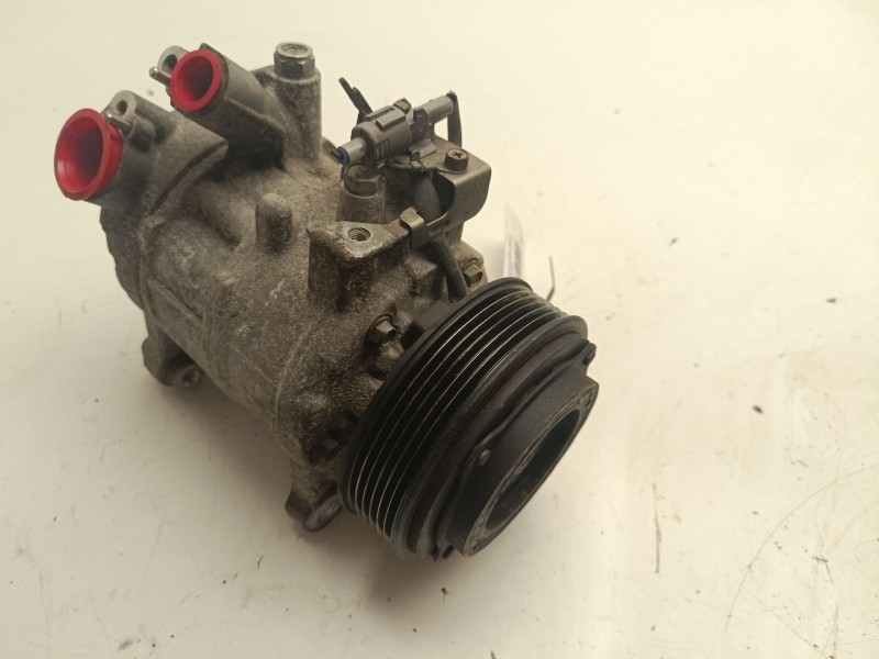 Recambio de compresor aire acondicionado para bmw 5 (f10) 520 d referencia OEM IAM 64529223694  