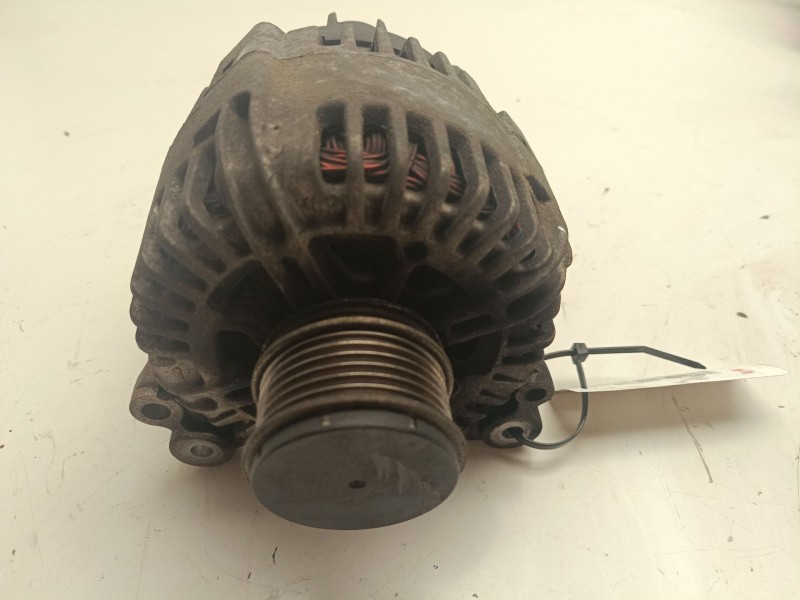 Recambio de alternador para volkswagen tiguan (5n_) 2.0 tdi referencia OEM IAM 06F903023C  