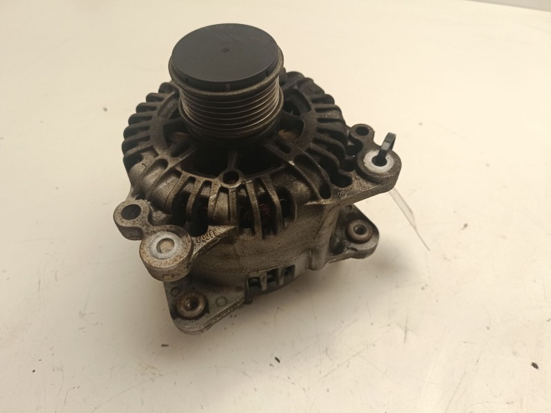 Recambio de alternador para volkswagen tiguan (5n_) 2.0 tdi referencia OEM IAM 06F903023C  
