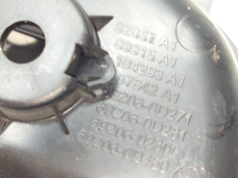 Recambio de maneta interior delantera izquierda para toyota auris (_e18_) 1.3 (nre180_) referencia OEM IAM 692060D271  