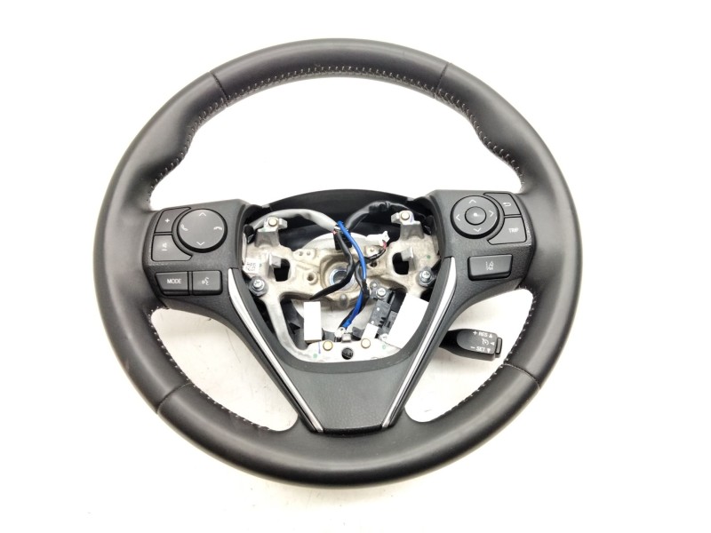 Recambio de volante para toyota auris (_e18_) 1.3 (nre180_) referencia OEM IAM   