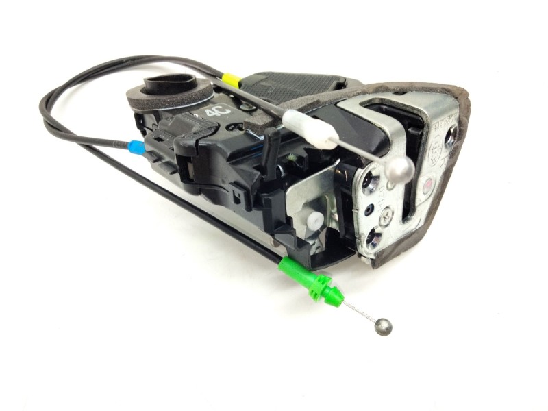 Recambio de cerradura puerta trasera derecha para toyota auris (_e18_) 1.3 (nre180_) referencia OEM IAM   